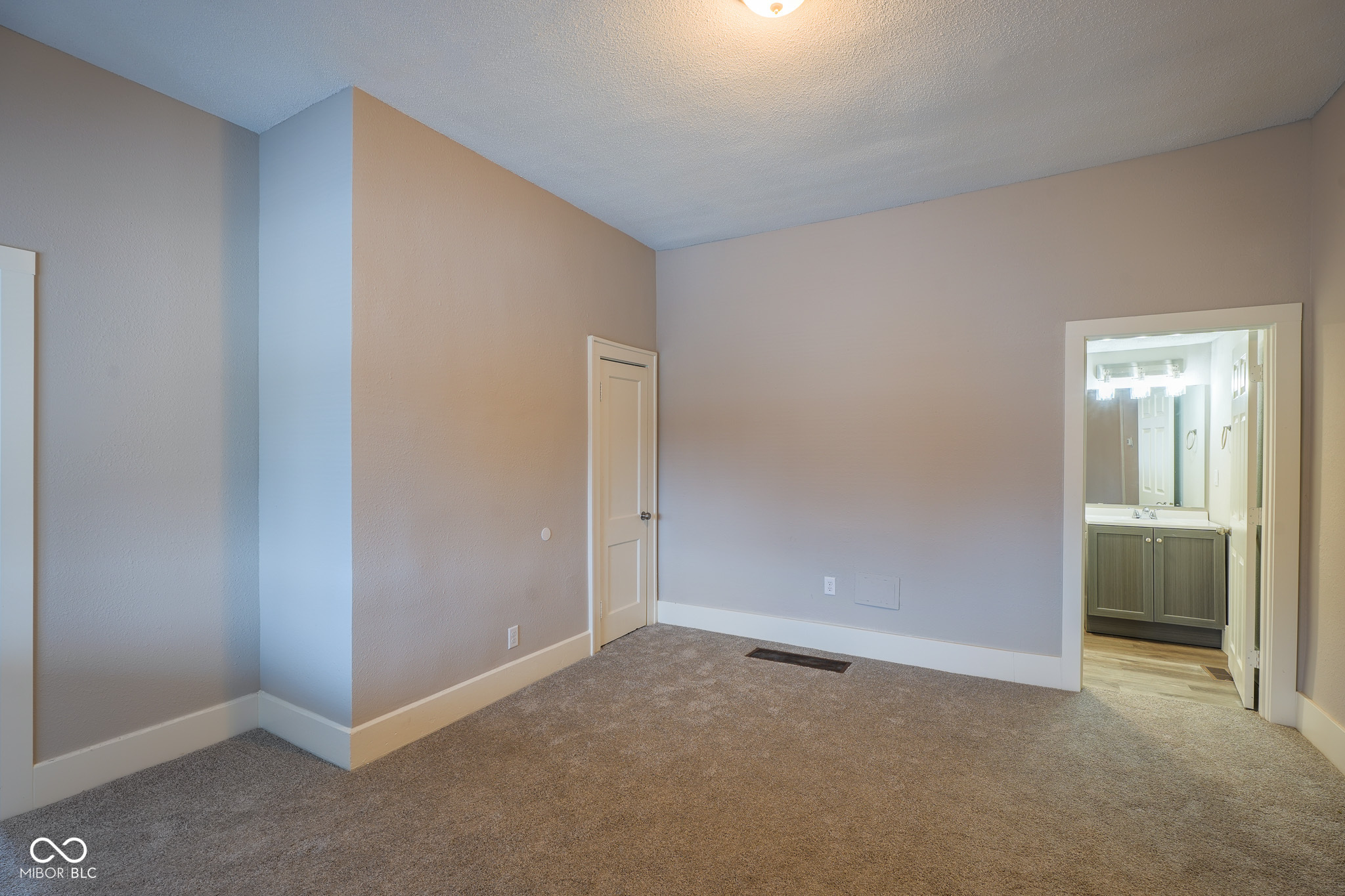 406 West 6th Street Anderson, IN 46016 - Photo 16 of 21