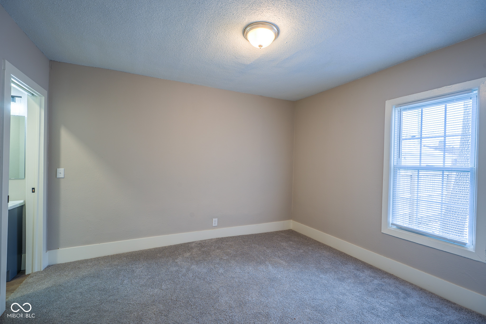 406 West 6th Street Anderson, IN 46016 - Photo 10 of 21