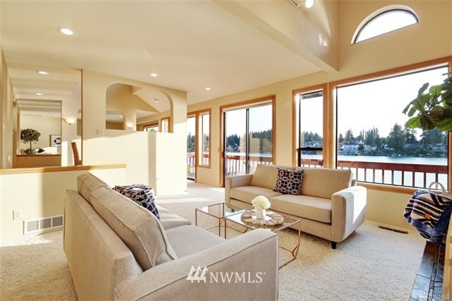 6906 Vandermark Road East Bonney Lake, WA 98391 - Photo 8 of 25 Gallery Image 8