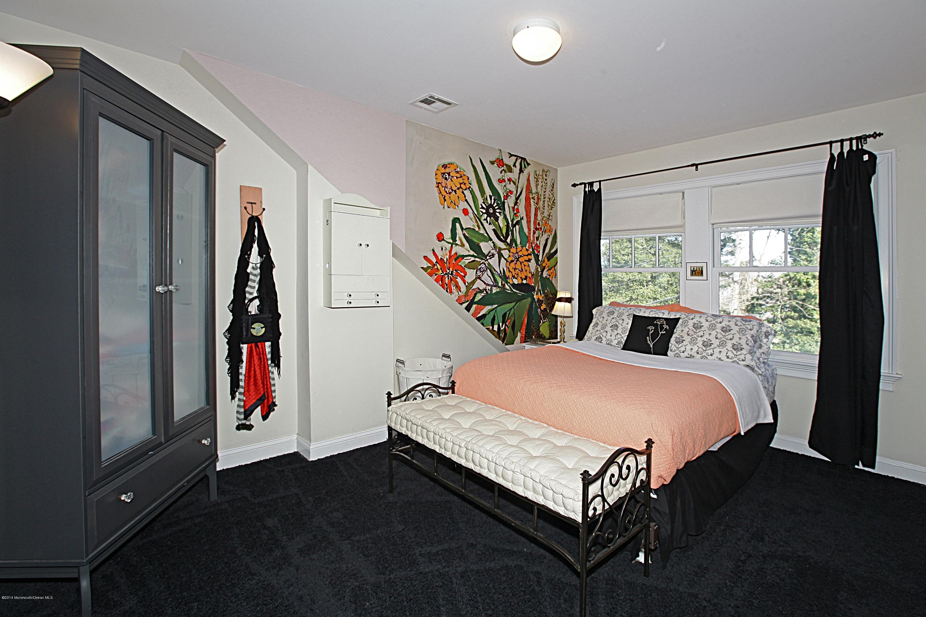 92 Battin Road Fair Haven, NJ 07704 - Photo 12 of 22 Bedroom-3