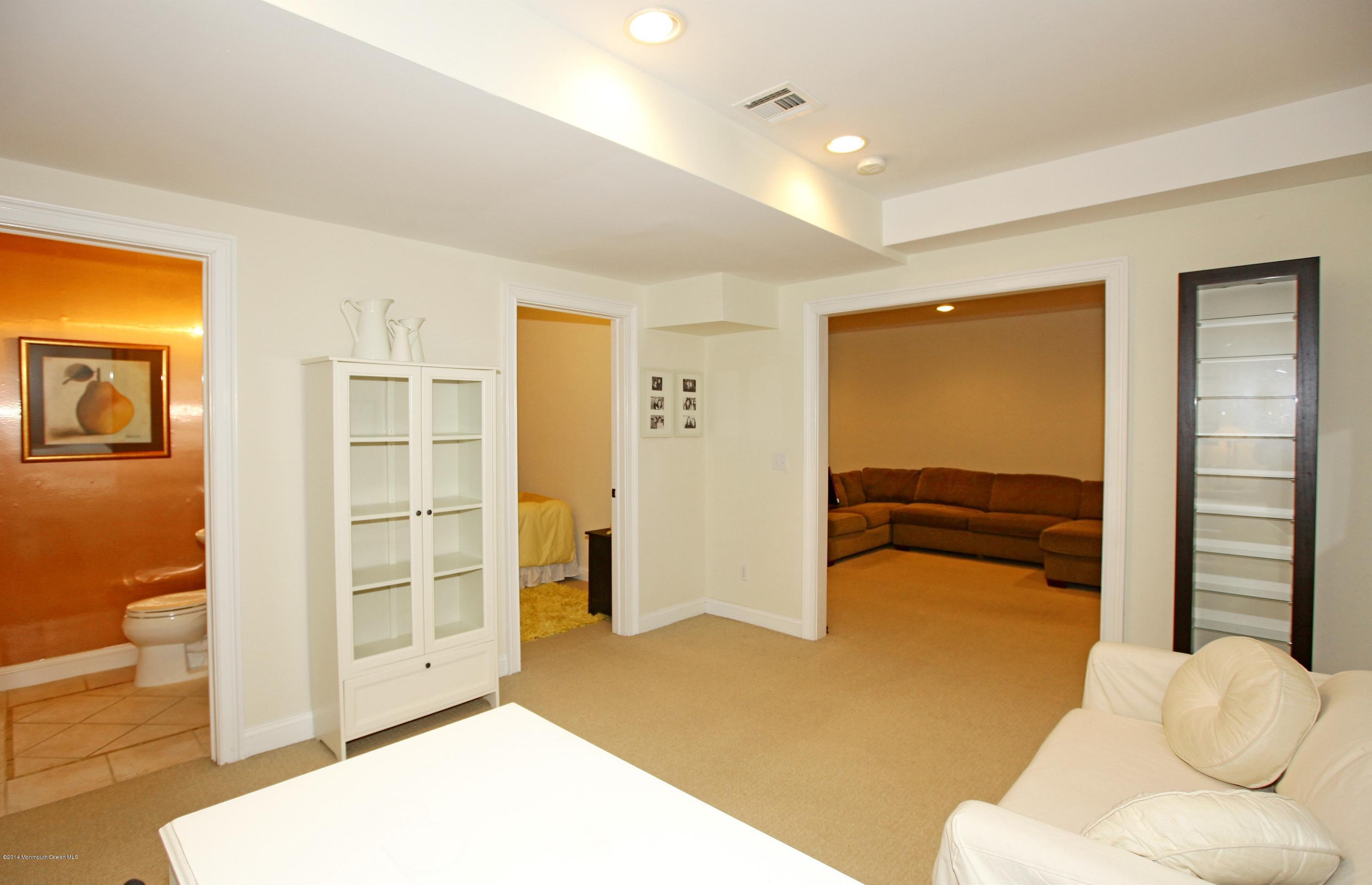 92 Battin Road Fair Haven, NJ 07704 - Photo 16 of 22 Lower Level-2
