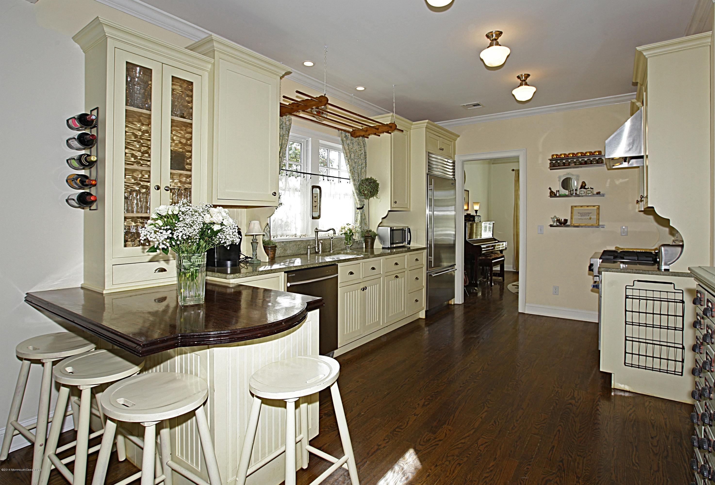 Kitchen-main