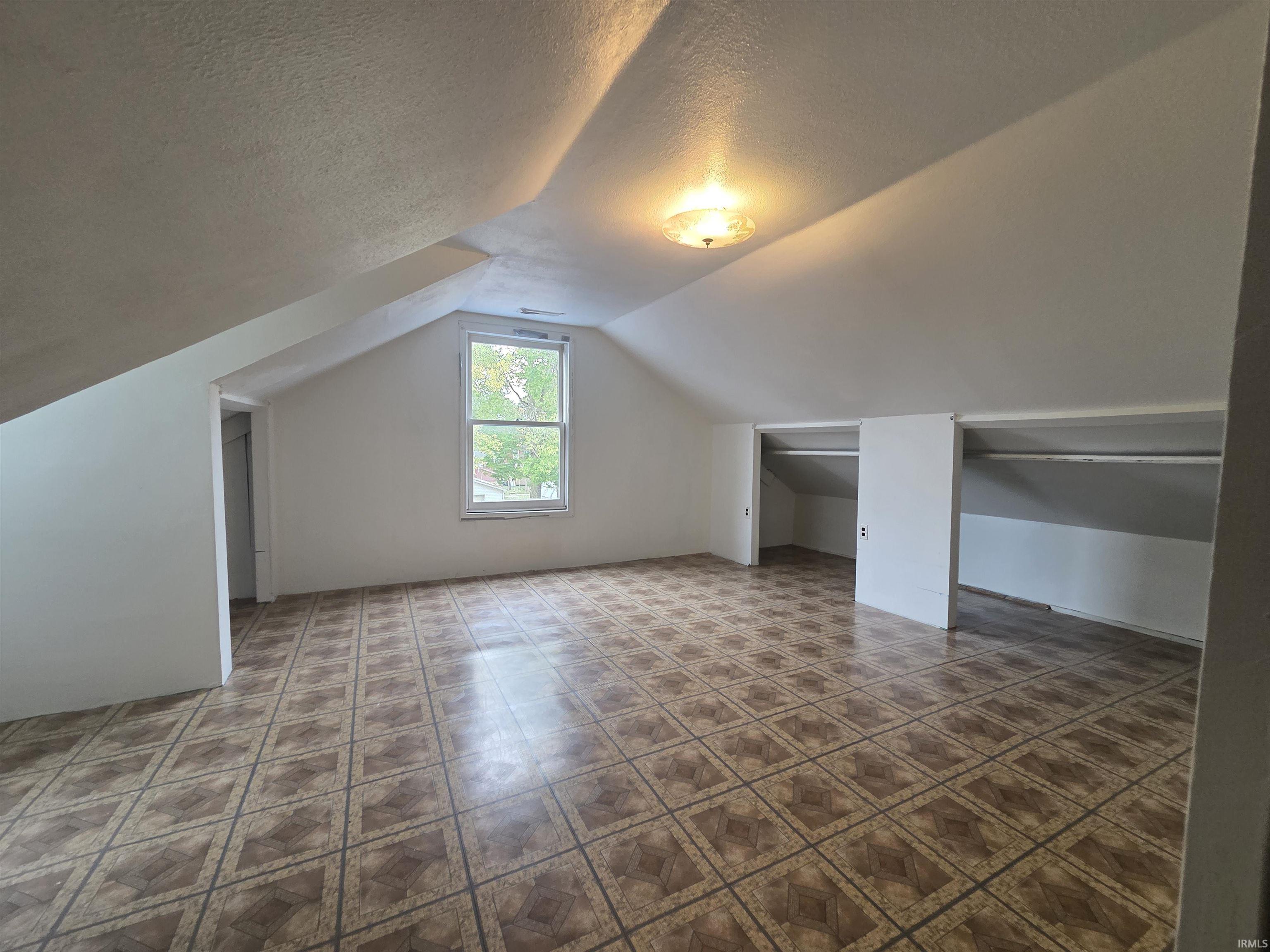 409 North Wilson Street Delphi, IN 46923 - Photo 9 of 20