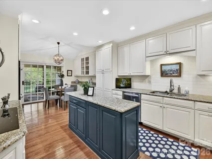 $975,000 | 1847 Meadowood Lane, Charlotte, NC 28211