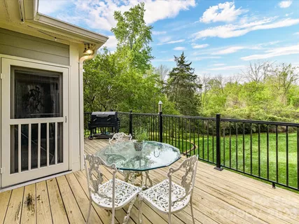 $975,000 | 1847 Meadowood Lane, Charlotte, NC 28211
