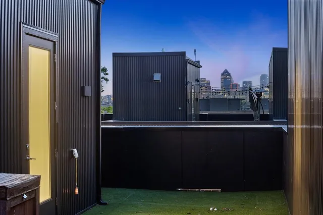 $599,000 | 1920 Dowgate Court, Dallas, TX 75204