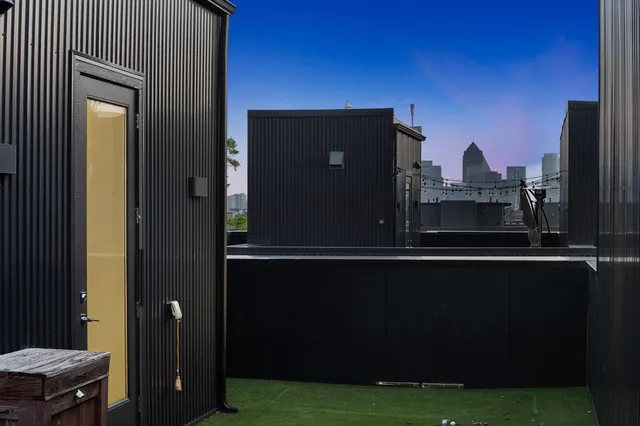 $599,000 | 1920 Dowgate Court, Dallas, TX 75204