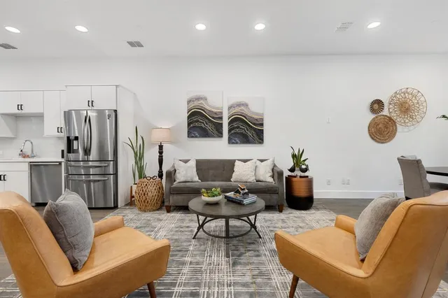 $599,000 | 1920 Dowgate Court, Dallas, TX 75204