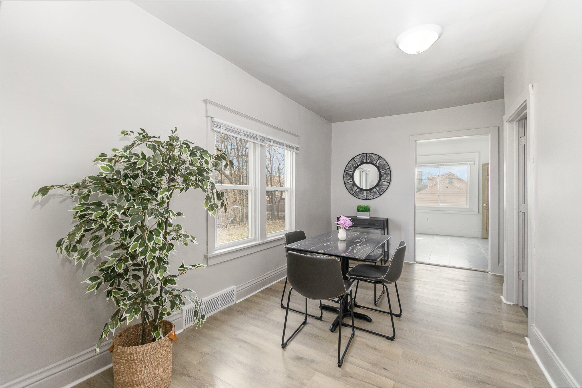 920 Conkey Street Hammond, IN 46320 - Photo 6 of 21 2038x1359