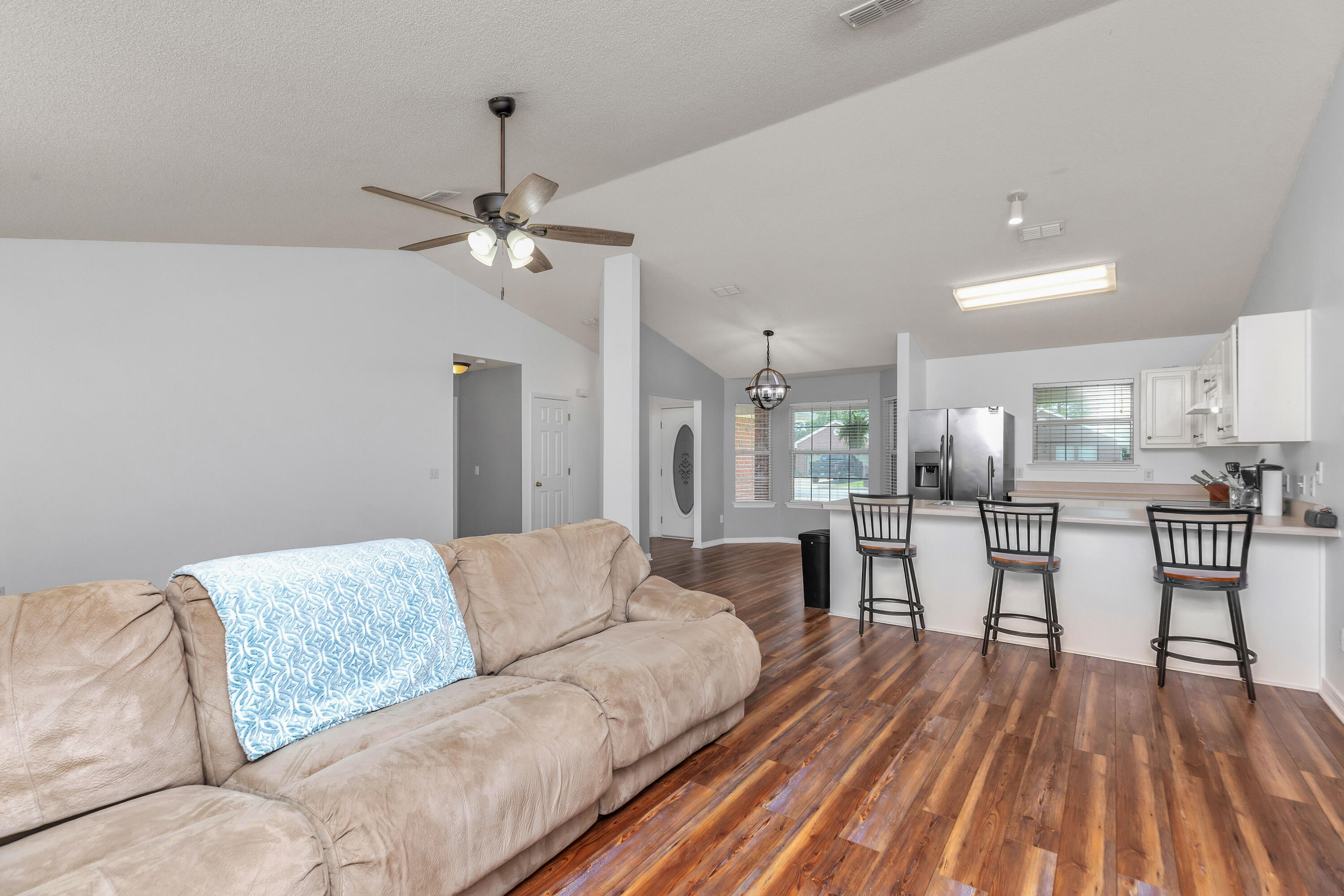 2091 Alfred Boulevard Navarre, FL 32566 - Photo 8 of 36 147A0108