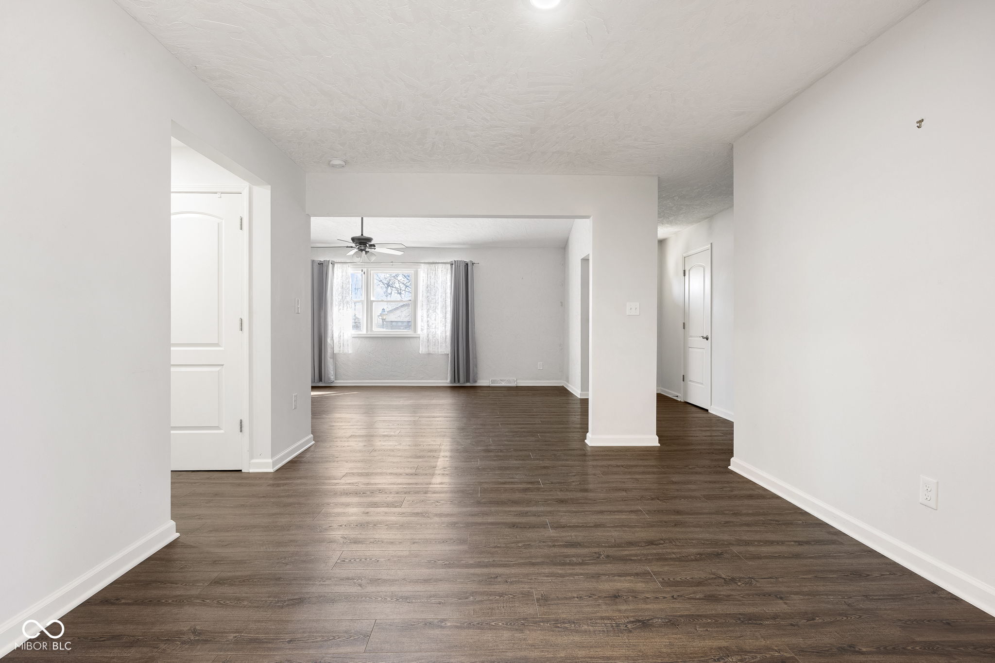 232 John Street Carmel, IN 46032 - Photo 14 of 54