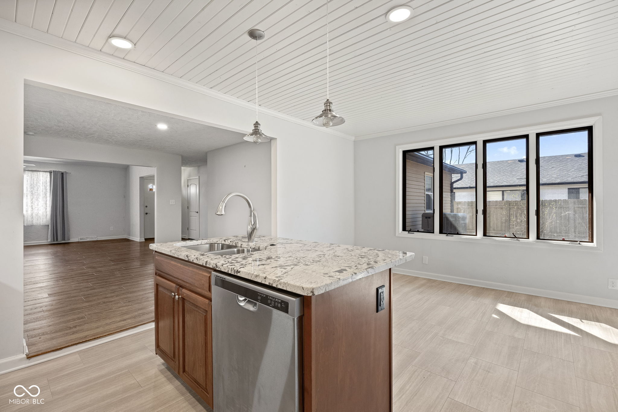 232 John Street Carmel, IN 46032 - Photo 17 of 54