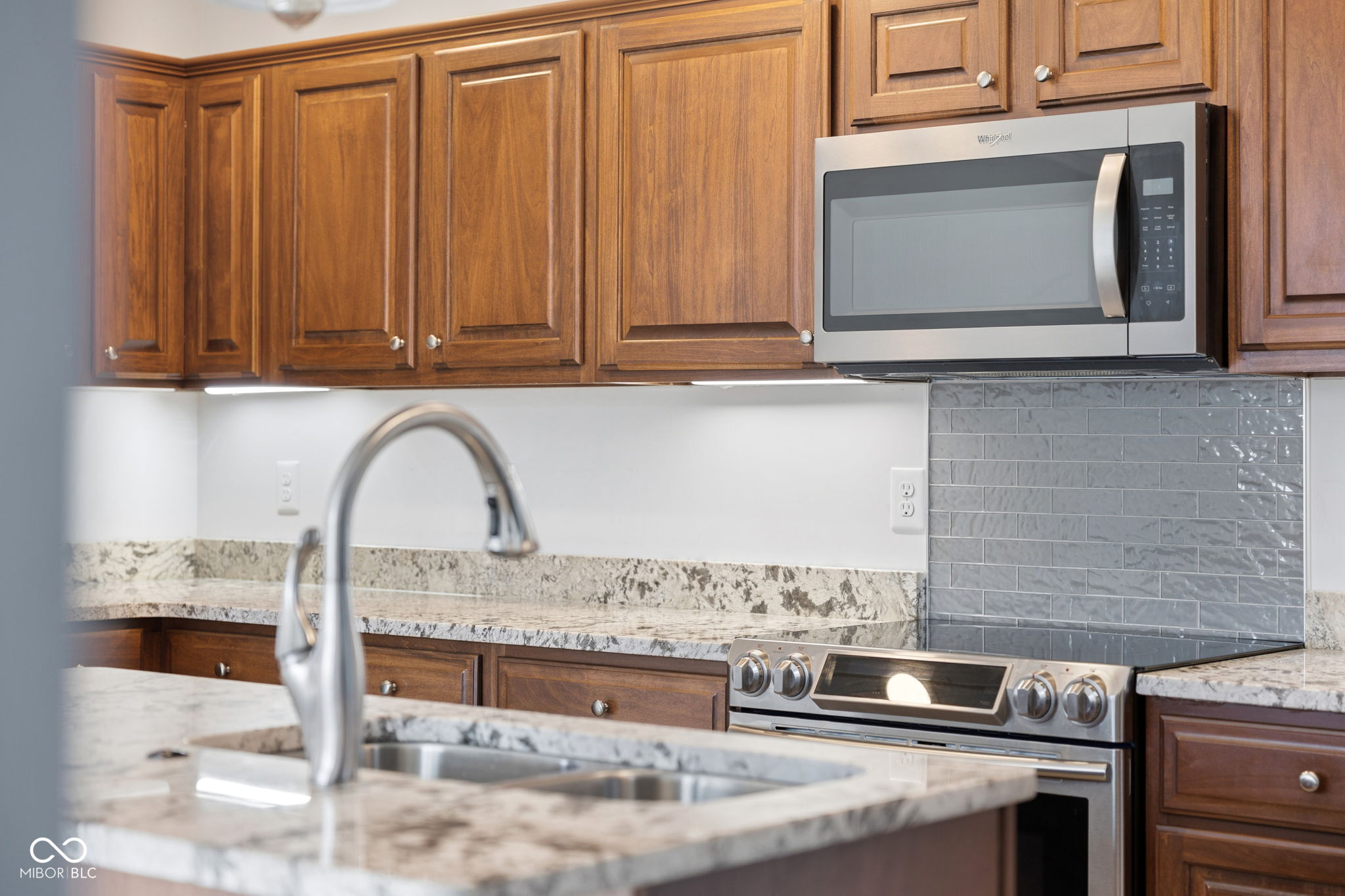 232 John Street Carmel, IN 46032 - Photo 21 of 54