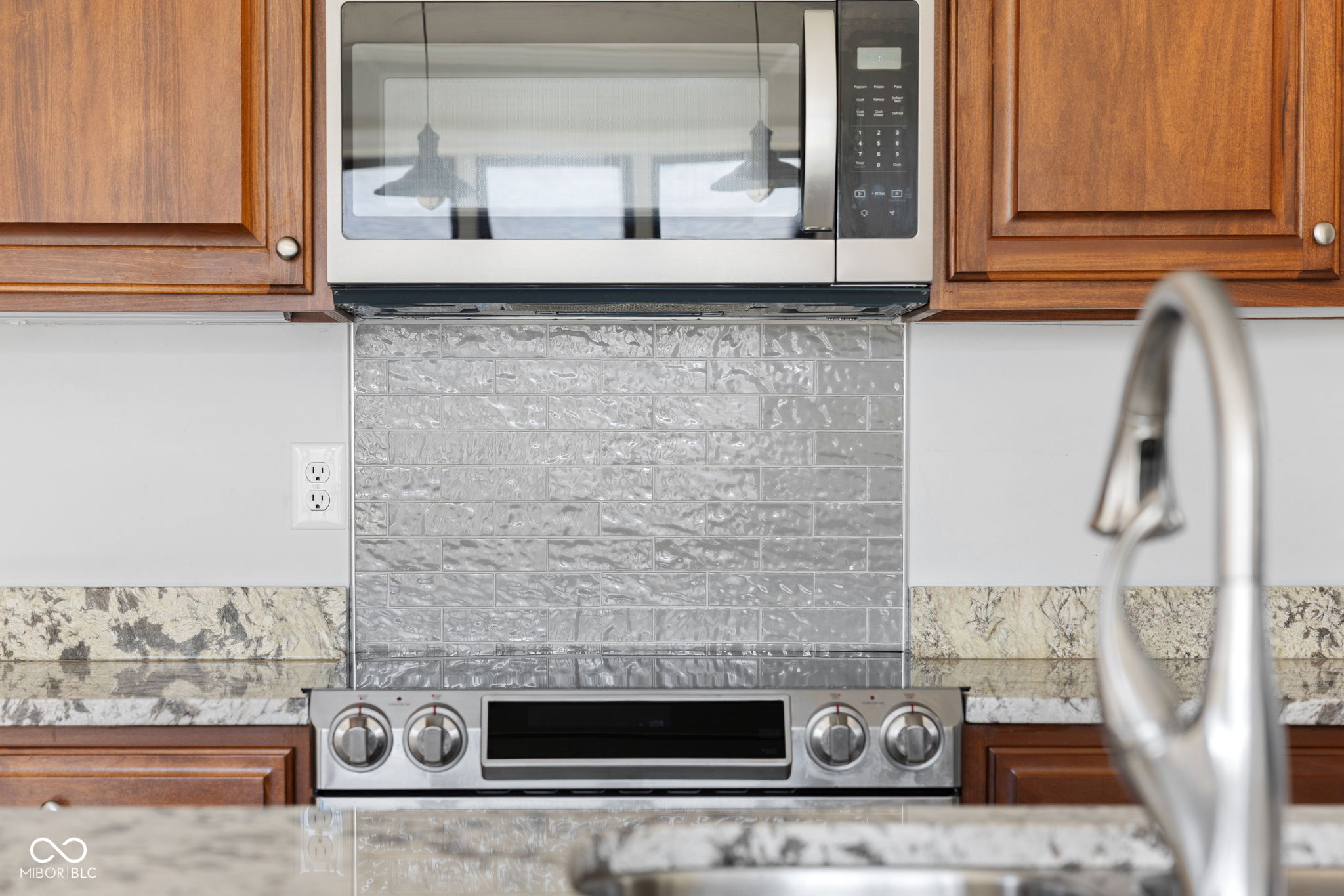 232 John Street Carmel, IN 46032 - Photo 22 of 54