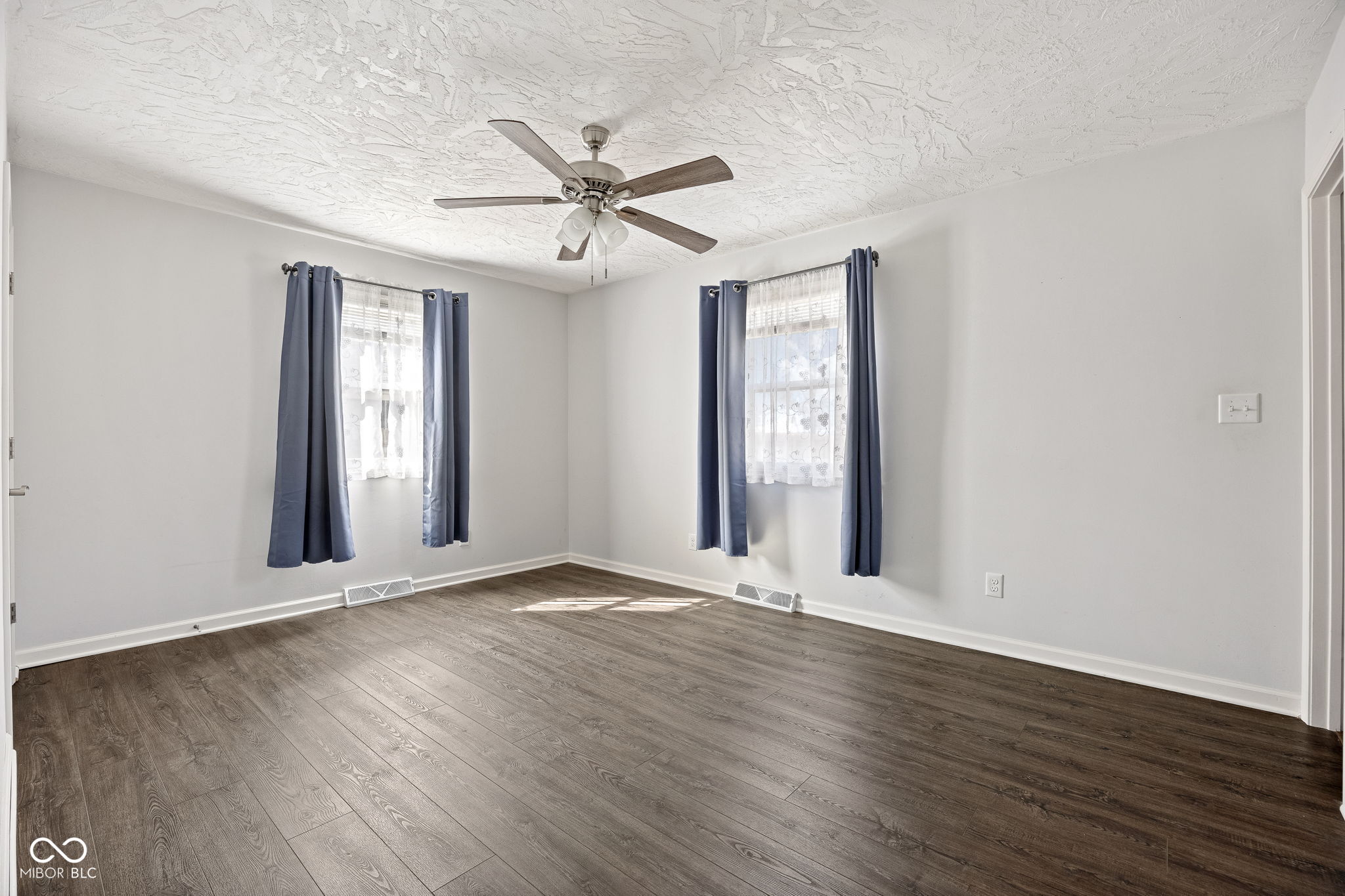 232 John Street Carmel, IN 46032 - Photo 24 of 54