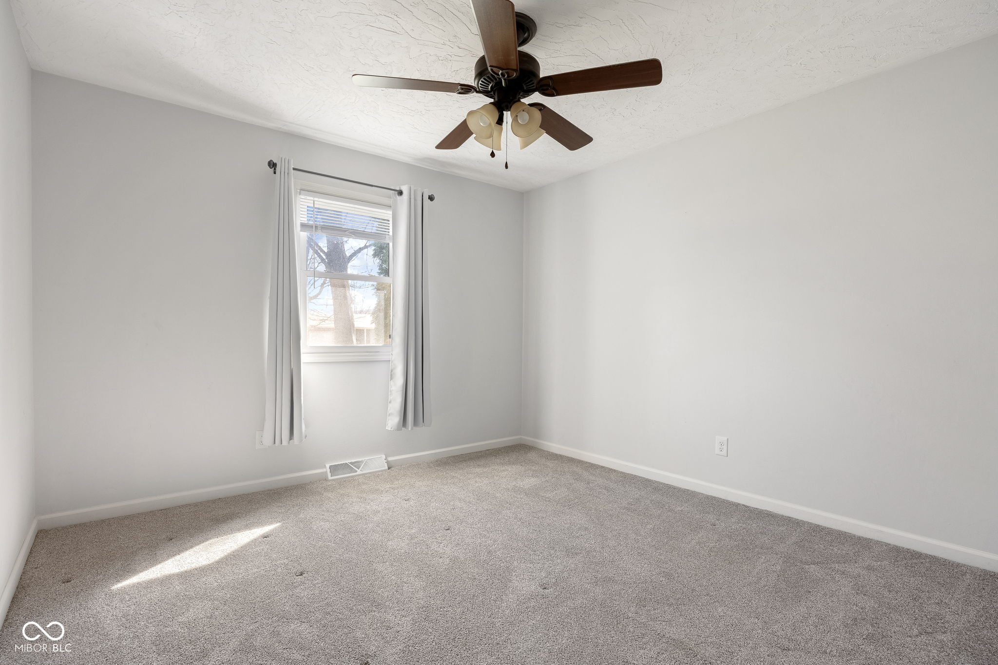 232 John Street Carmel, IN 46032 - Photo 28 of 54