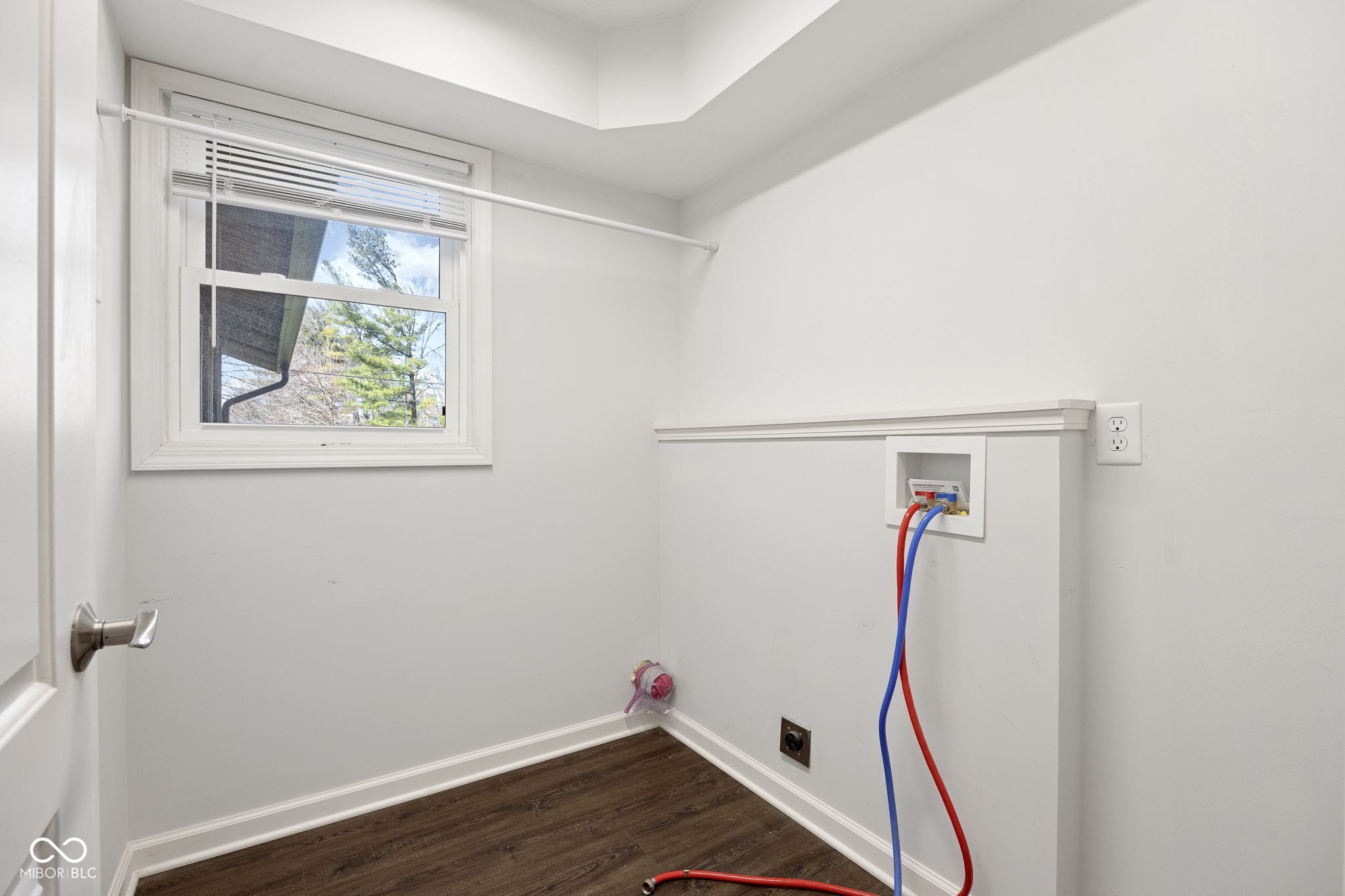 232 John Street Carmel, IN 46032 - Photo 33 of 54