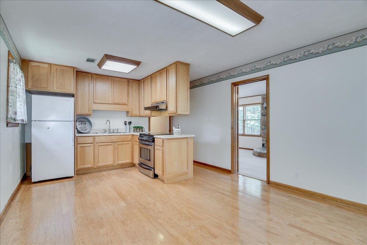2136 Silverdale Road Augusta, GA 30906 - Photo 5 of 18 12-012