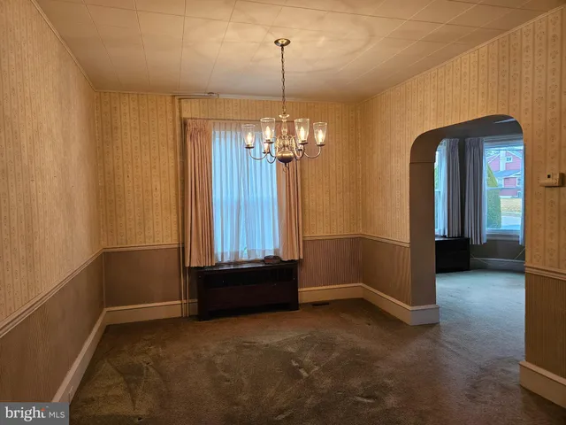 $3,295 | 1640 Walnut Avenue, Oreland, PA 19075