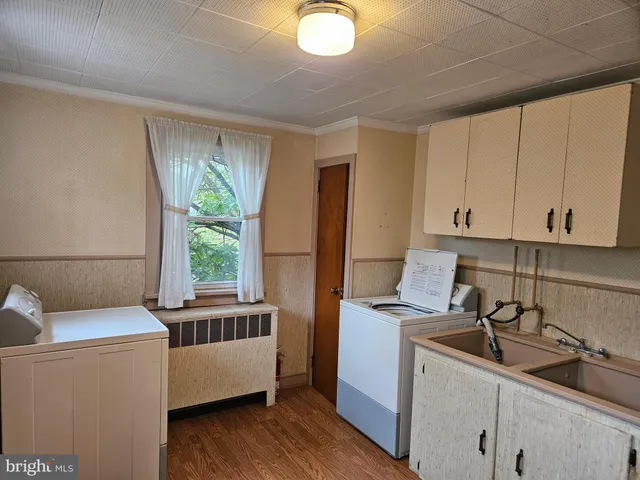 $3,295 | 1640 Walnut Avenue, Oreland, PA 19075