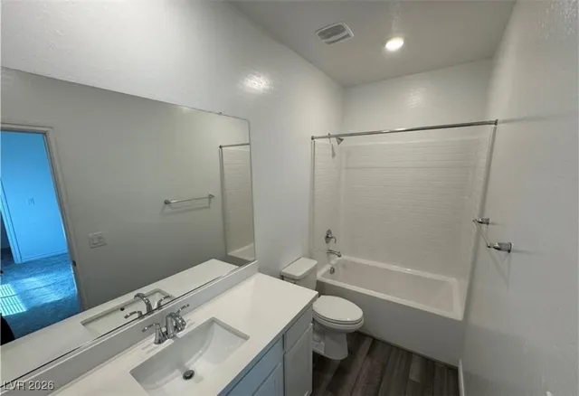 $1,800 | 216 Callen Falls Avenue, Unit 1423, Henderson, NV 89011