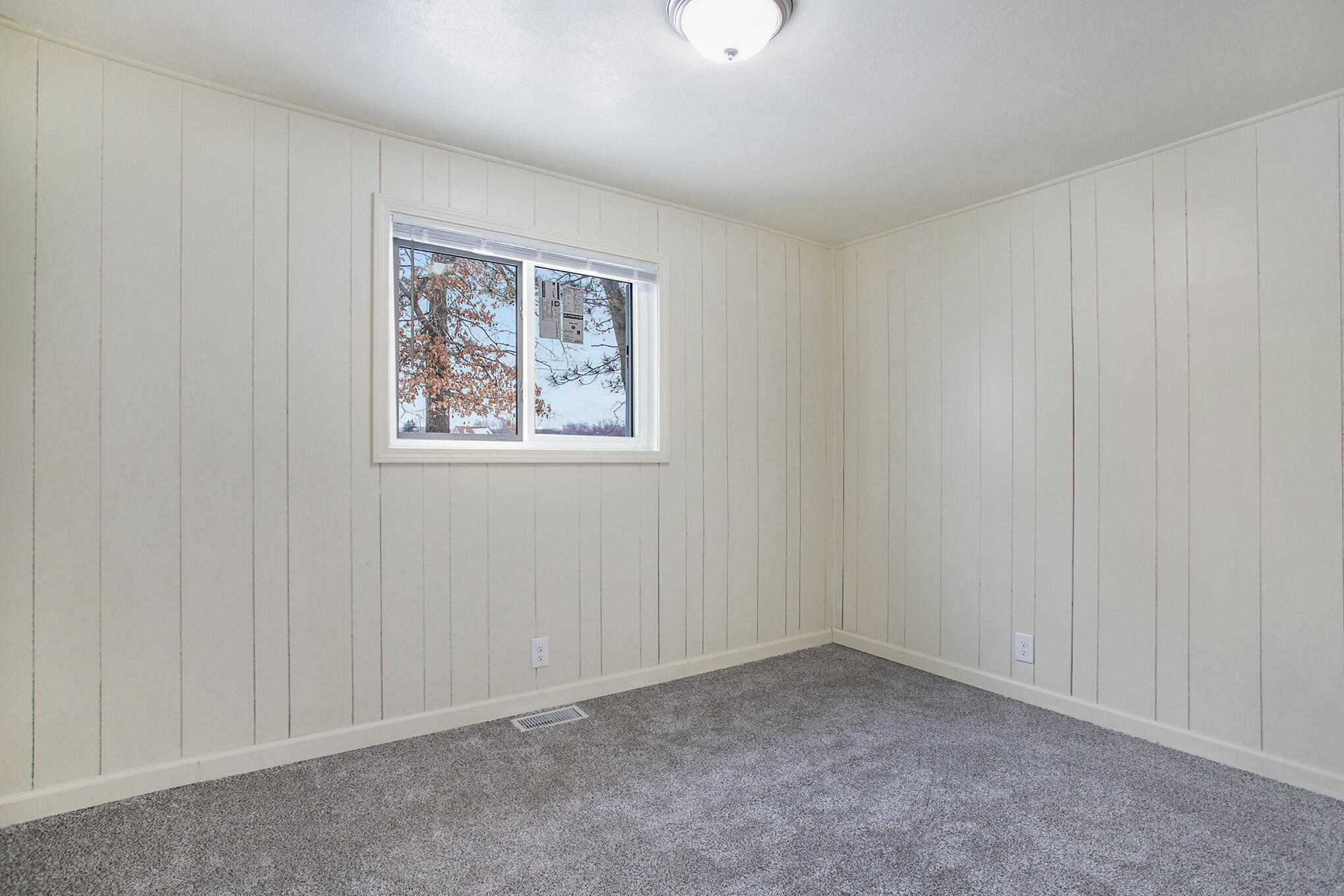 1208 Leet Road Niles, MI 49120 - Photo 11 of 17 Bedroom 3