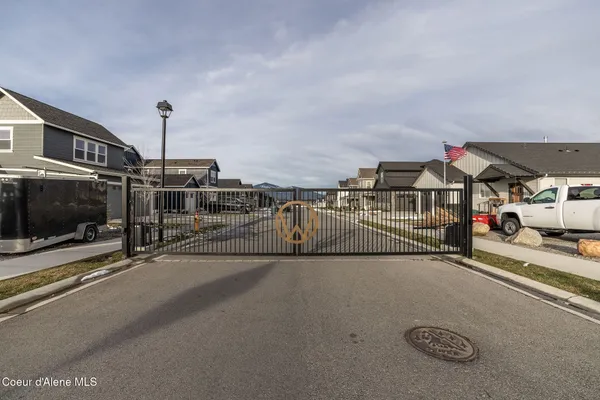 $750,000 | 3351 Blaze Loop, Post Falls, ID 83854