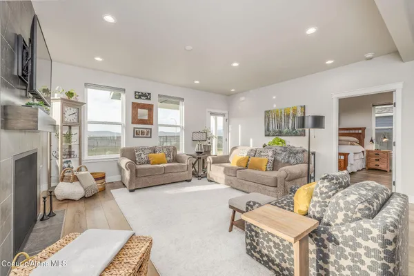 $750,000 | 3351 Blaze Loop, Post Falls, ID 83854