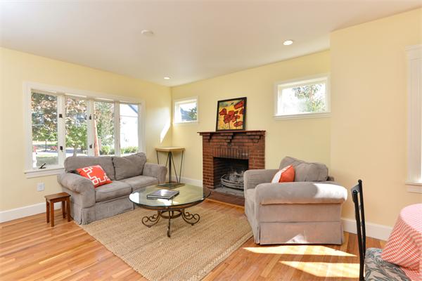 57 Winthrop Road Everett, MA 02149 - Photo 5 of 18 Gallery Image 5