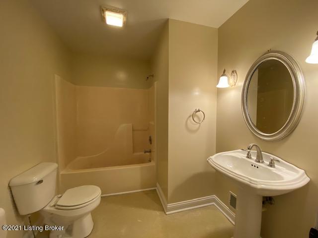 930 Sutherland Road Bardstown, KY 40004 - Photo 14 of 26 Primary Bathroom