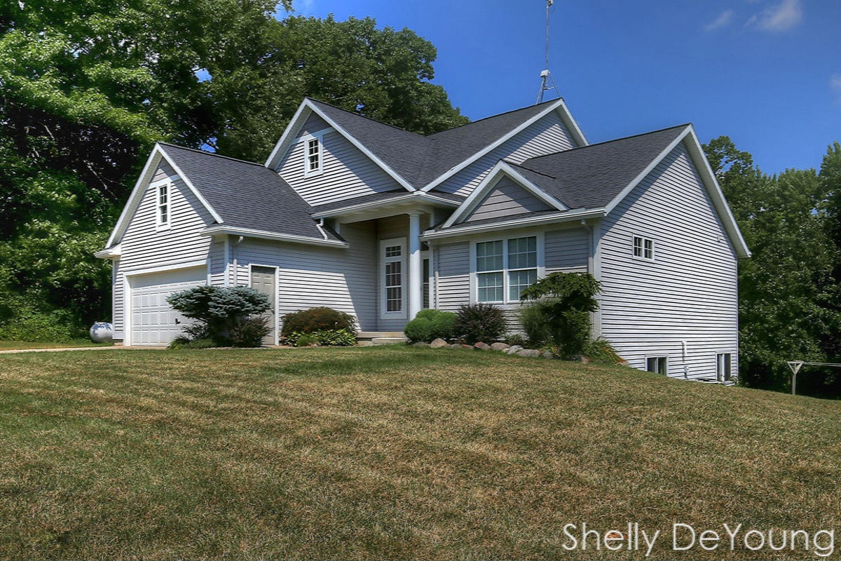 6250 Ingalls Road Belding, MI 48809 - Photo 1 of 41 IMG_6251