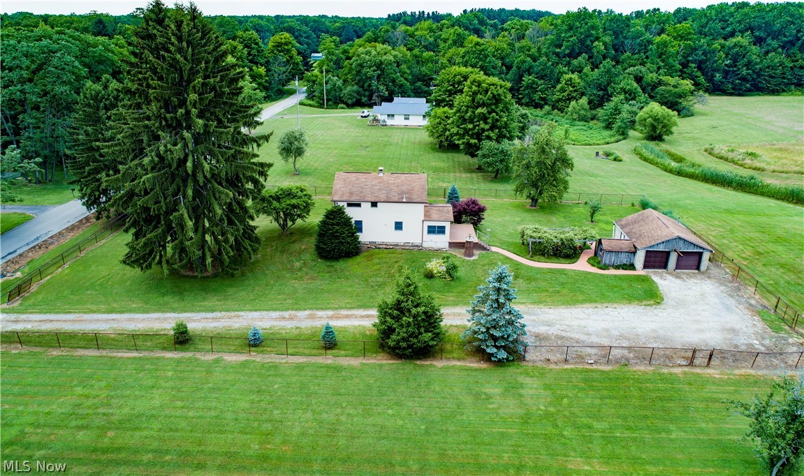 6426 Phillips Rice Road Cortland, OH 44410 - Photo 6 of 29 Gallery Image 6