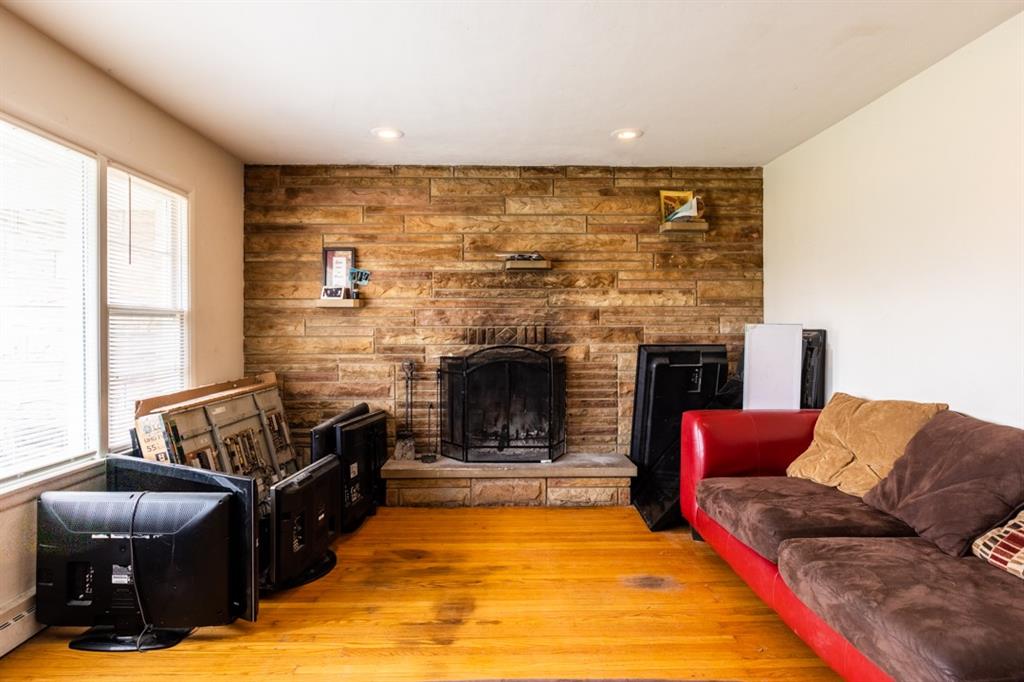 5512 Radnor Road Indianapolis, IN 46226 - Photo 3 of 19 Gallery Image 3