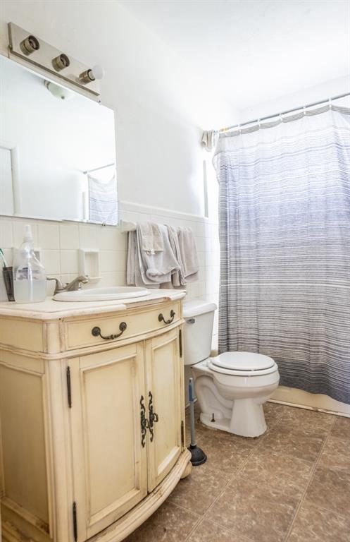 5512 Radnor Road Indianapolis, IN 46226 - Photo 9 of 19 Gallery Image 9