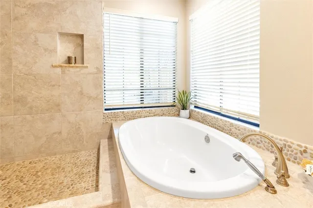 $2,100,000 | 2985 Templeton Road, Templeton, CA 93465