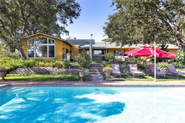 $2,100,000 | 2985 Templeton Road, Templeton, CA 93465