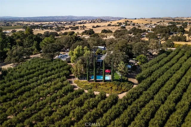 $2,100,000 | 2985 Templeton Road, Templeton, CA 93465