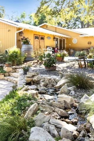 $2,100,000 | 2985 Templeton Road, Templeton, CA 93465