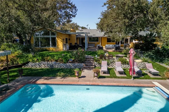 $2,100,000 | 2985 Templeton Road, Templeton, CA 93465