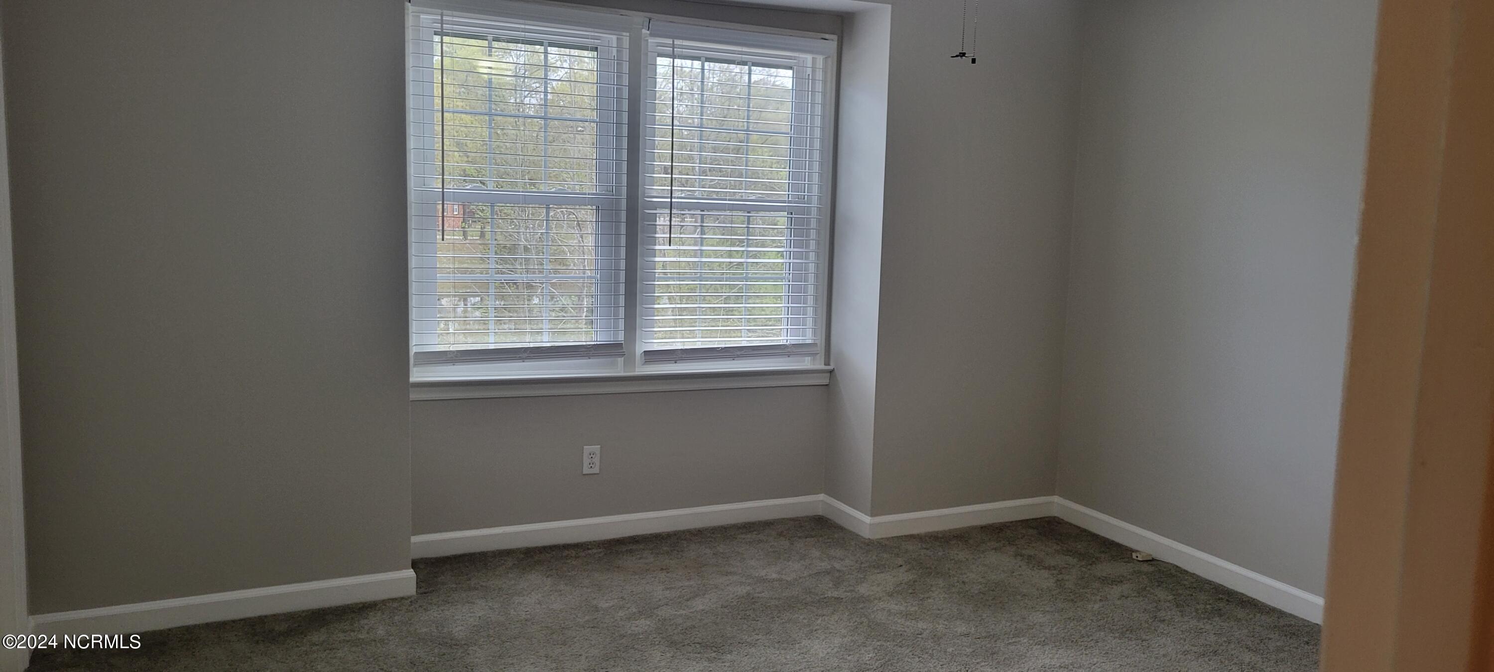 6000 River Road, Unit 32 Washington, NC 27889 - Photo 30 of 33 BEDROOM 2 (2ND FLOOR)