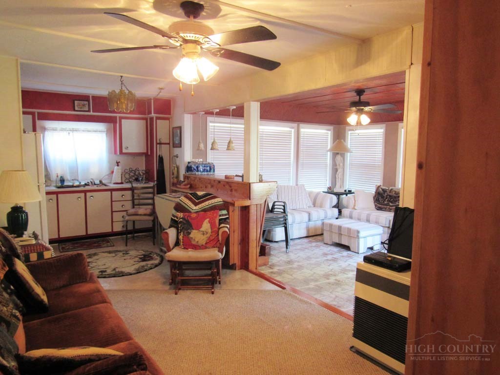 274-272 Raccoon Hollow Road Jefferson, NC 28640 - Photo 23 of 32