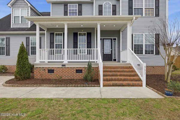 $449,900 | 337 Oakmont Drive, Hampstead, NC 28443