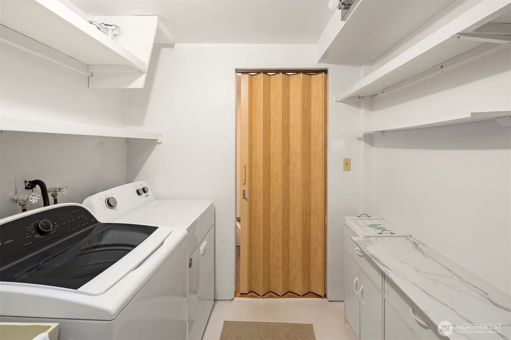 1401 Southwest 137th Street Burien, WA 98166 - Photo 37 of 40