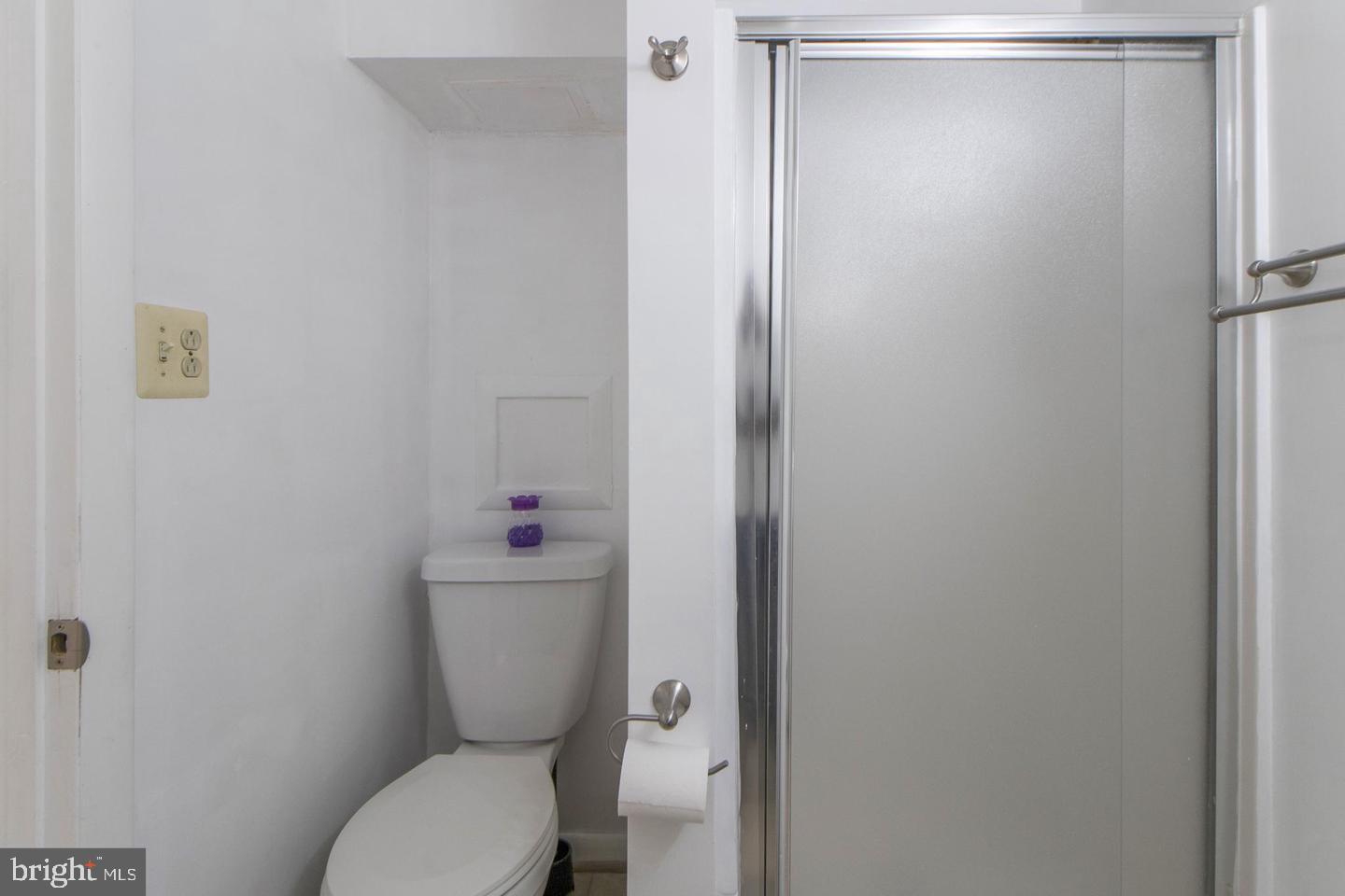 1100 Gilbert Road Rockville, MD 20851 - Photo 34 of 47 Lower Level Bath