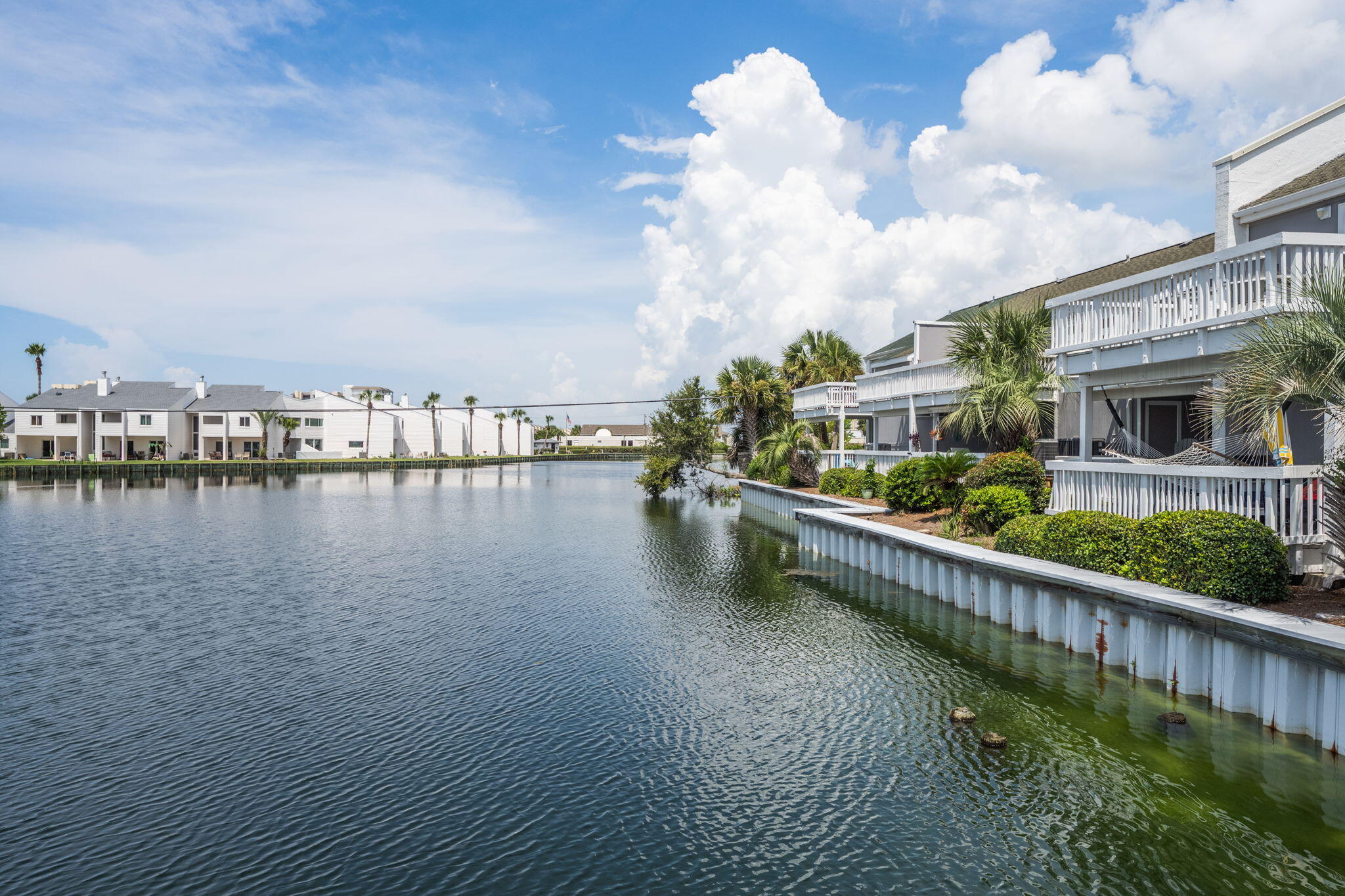 940 Highway 98, Unit 31 Destin, FL 32541 - Photo 33 of 36 a terrace with outdoor seating and city view
