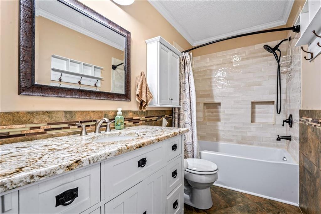 20711 South Parris Road Pleasant Hill, MO 64080 - Photo 17 of 39