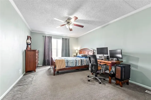 $525,000 | 20711 South Parris Road, Pleasant Hill, MO 64080