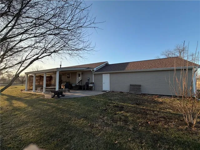 $525,000 | 20711 South Parris Road, Pleasant Hill, MO 64080