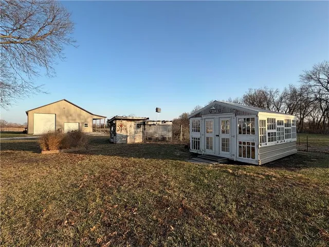 $525,000 | 20711 South Parris Road, Pleasant Hill, MO 64080