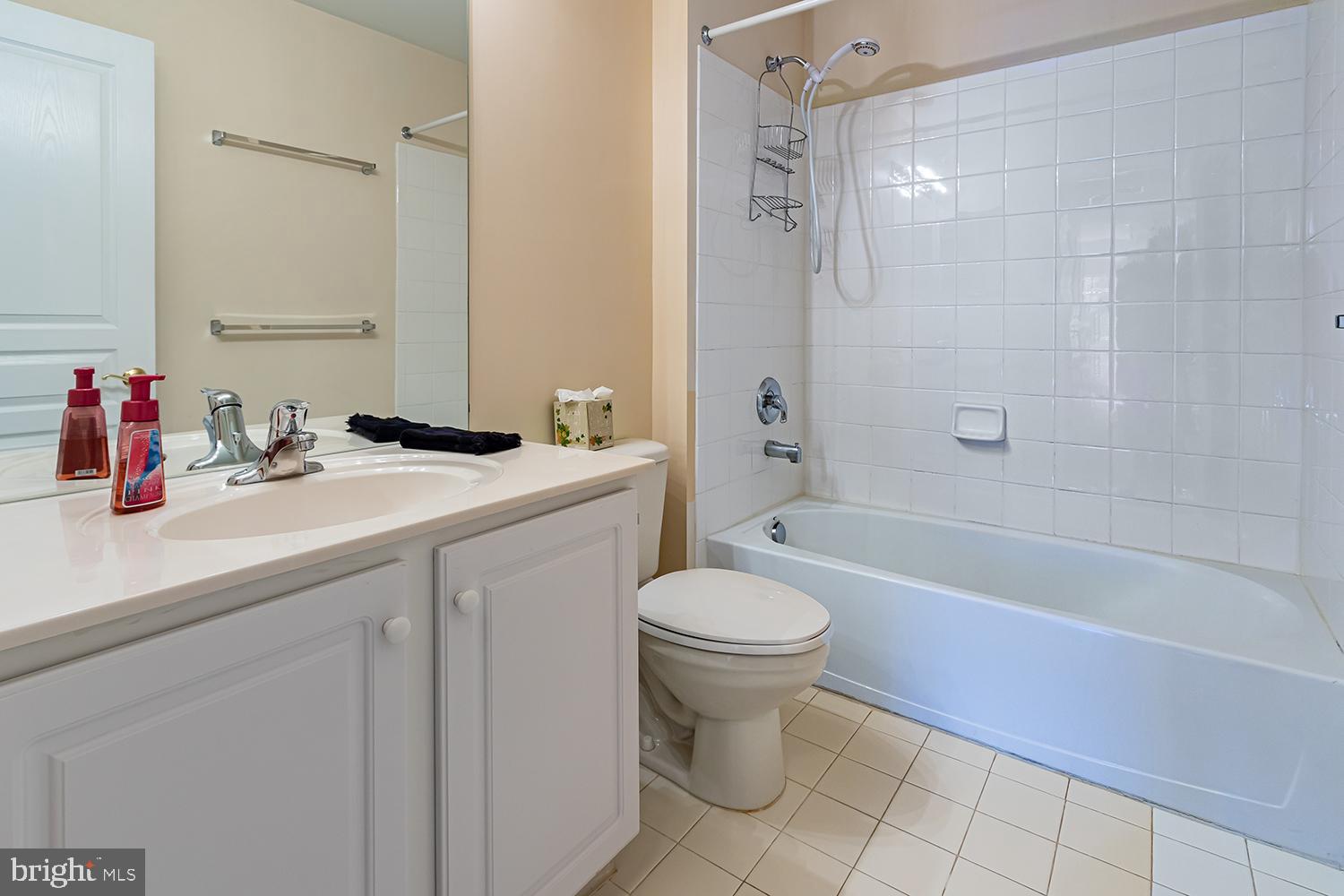 5 Shipps Way Delanco, NJ 08075 - Photo 16 of 27 Bathroom 3